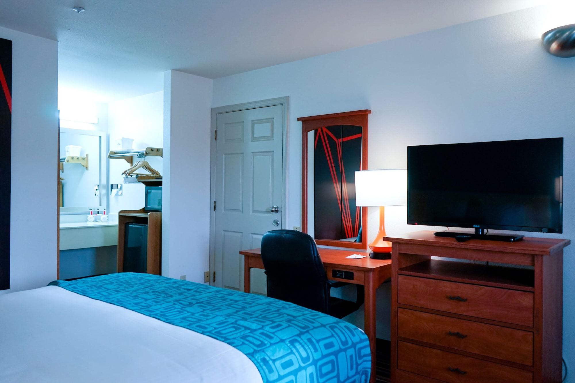 Howard Johnson By Wyndham Salinas Ngoại thất bức ảnh
