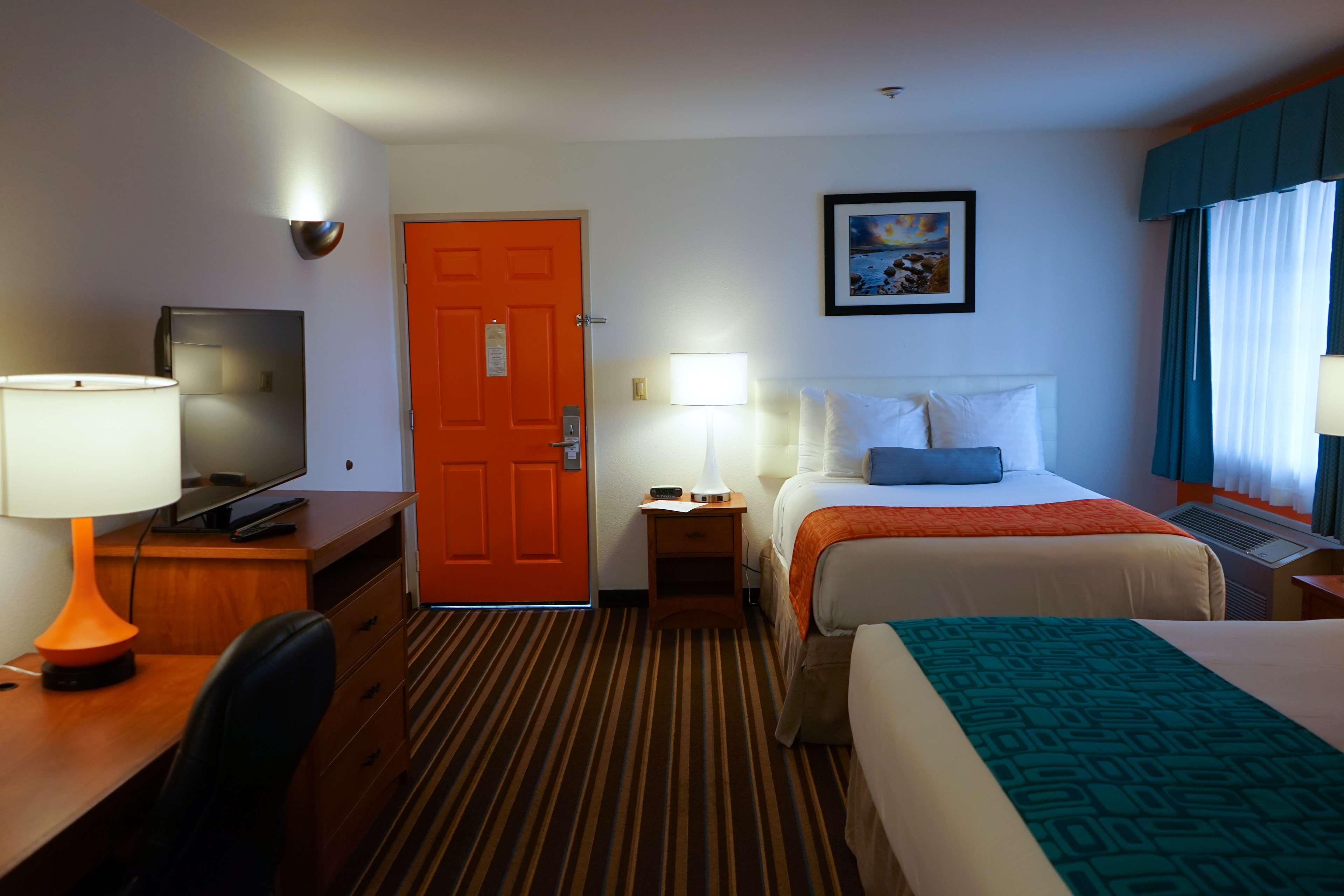 Howard Johnson By Wyndham Salinas Ngoại thất bức ảnh