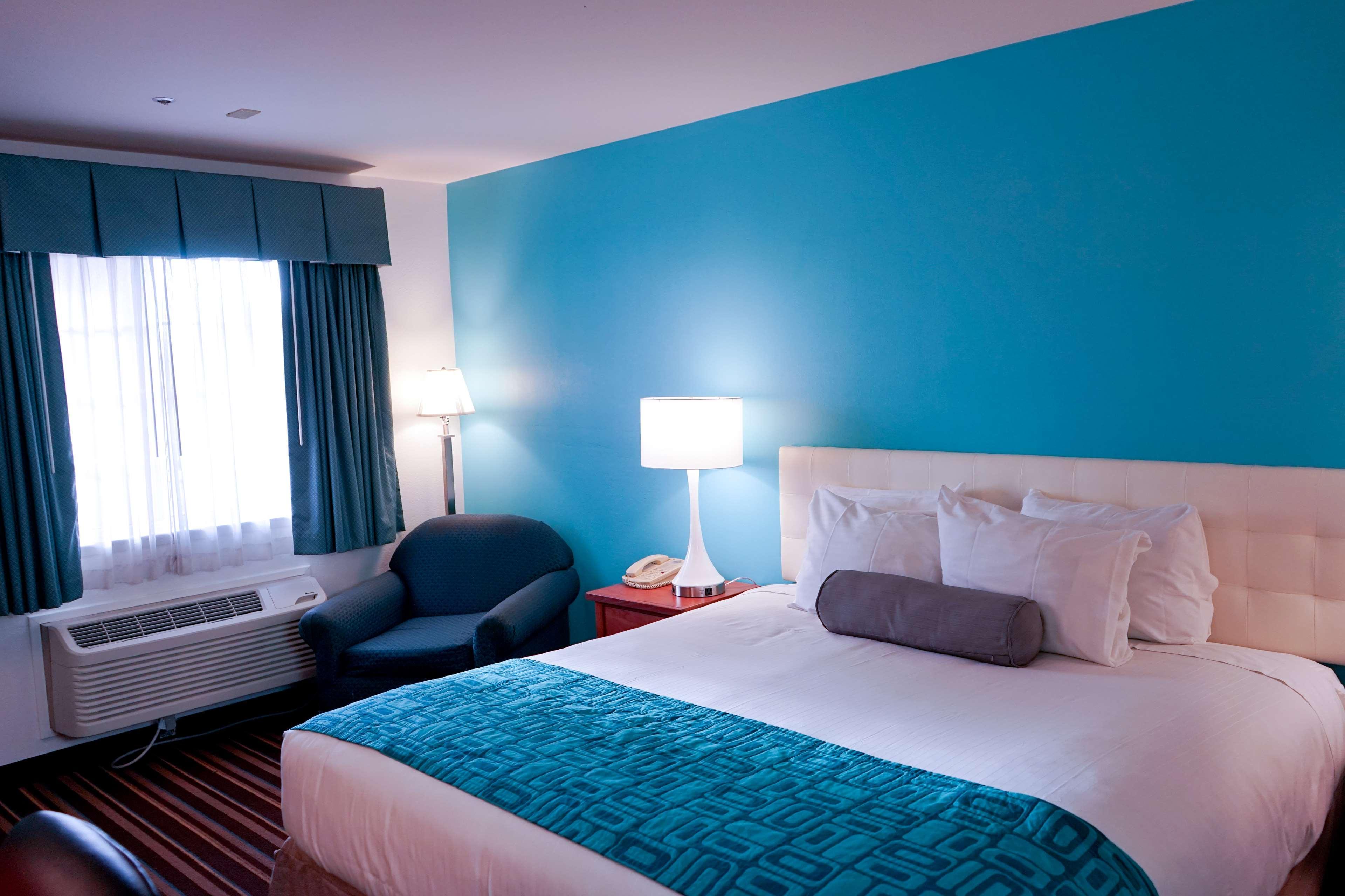Howard Johnson By Wyndham Salinas Ngoại thất bức ảnh